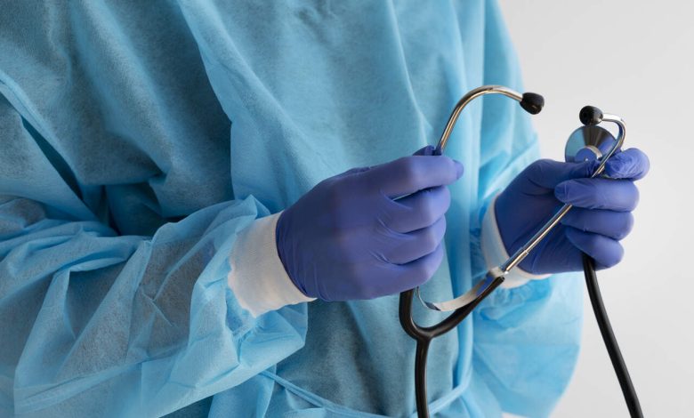 Publicidade ética, comunicação técnica e maturidade estética como a correta aplicação da resolução influencia a cirurgia plástica em Goiânia e orienta pacientes em 2026